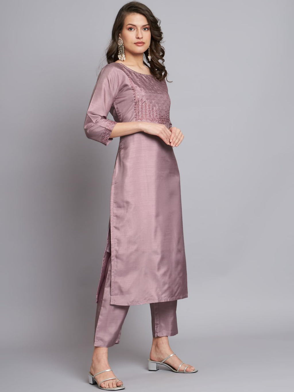 VredeVogel Women's Silk Blend Embroidered Straight Kurta Pant Set with Organza Dupatta