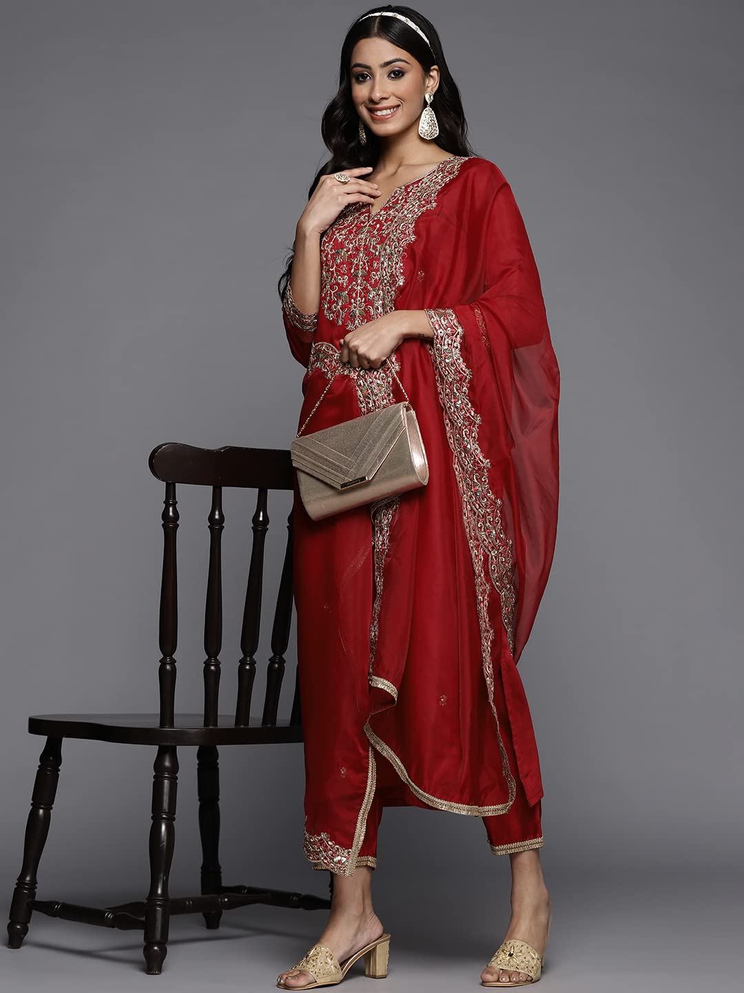 Royal Ethnic | Women's Viscose Embroidered Kurta Pant Dupatta Set | Straight Fit | 3/4 Sleeves | Festive & Elegant Wear - Royal Ethnic
