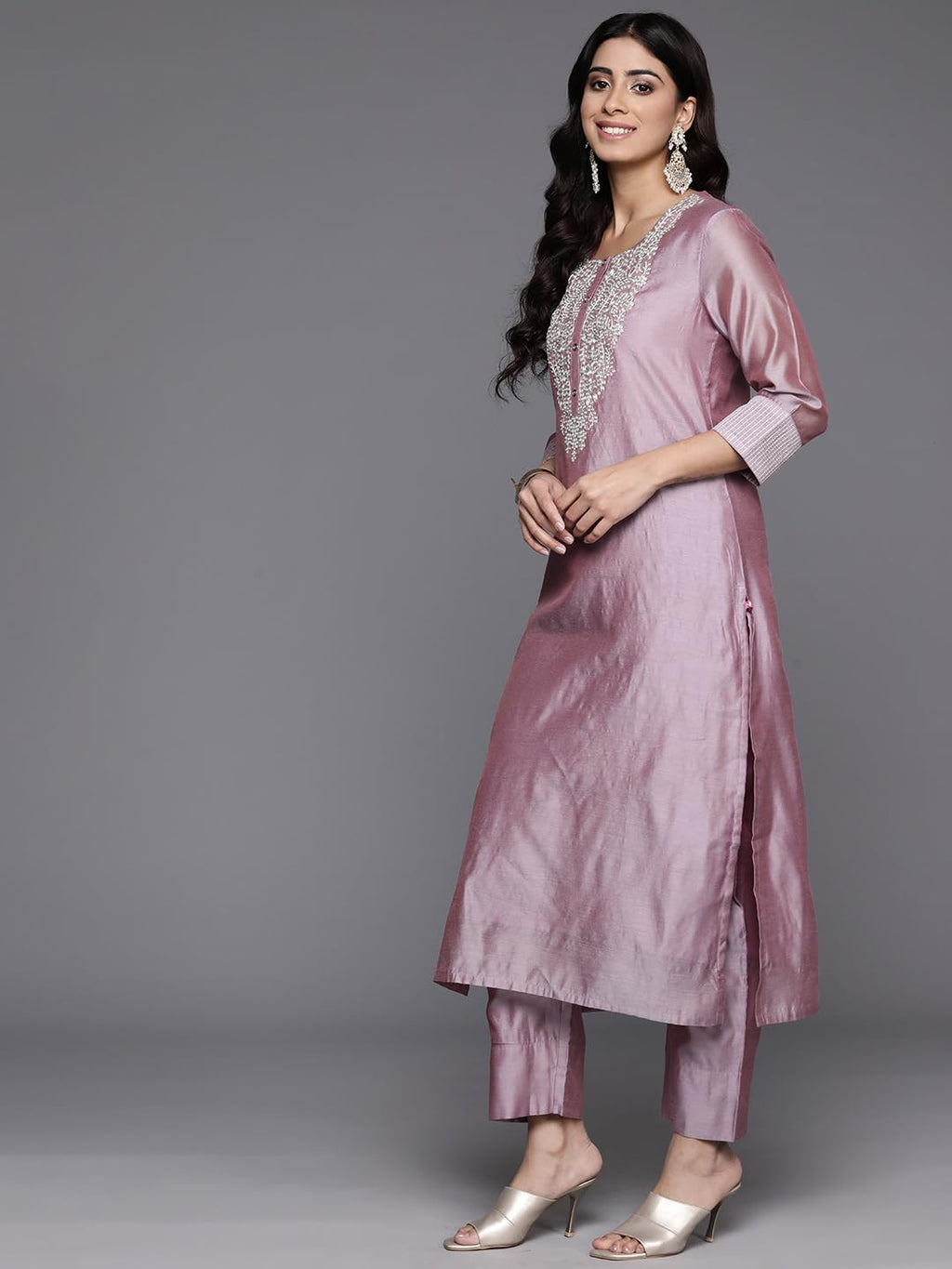 Royal Ethnic Women Mauve Silk Thread Embroidered Kurta Set with Dupatta Elegant Sophisticated Designer Ethnic Wear - Royal Ethnic