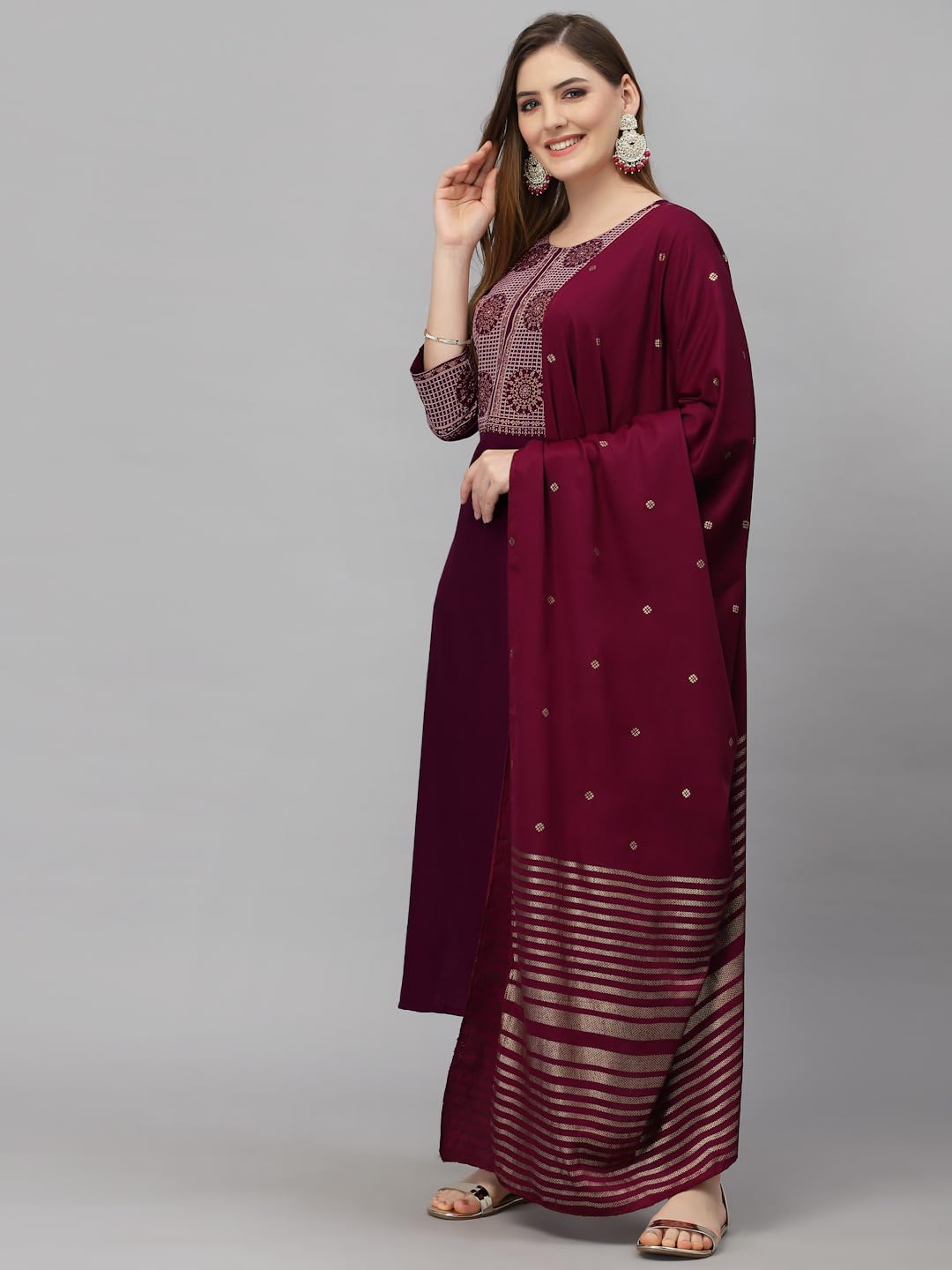 KLOSIA Women Viscose Embroidered Kurta And Pant Set With Dupatta, Kurta Set