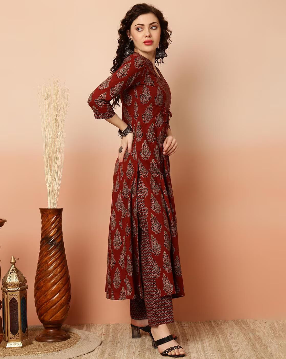 KLOSIA Women Viscose Printed Kurta Pant Dupatta Set