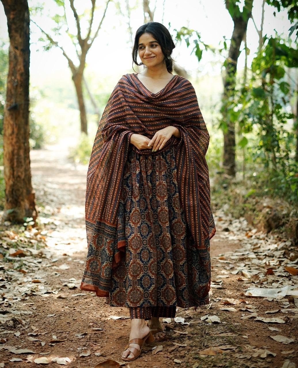 KLOSIA Women's Viscose Printed Flared A-Line Kurta With Pant And Dupatta Suit Set | Kurta Set