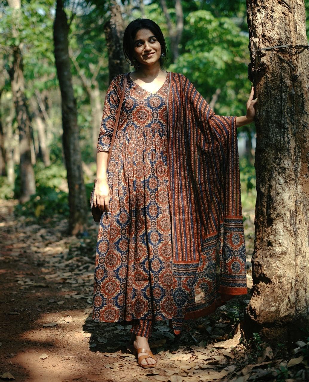 KLOSIA Women's Viscose Printed Flared A-Line Kurta With Pant And Dupatta Suit Set | Kurta Set